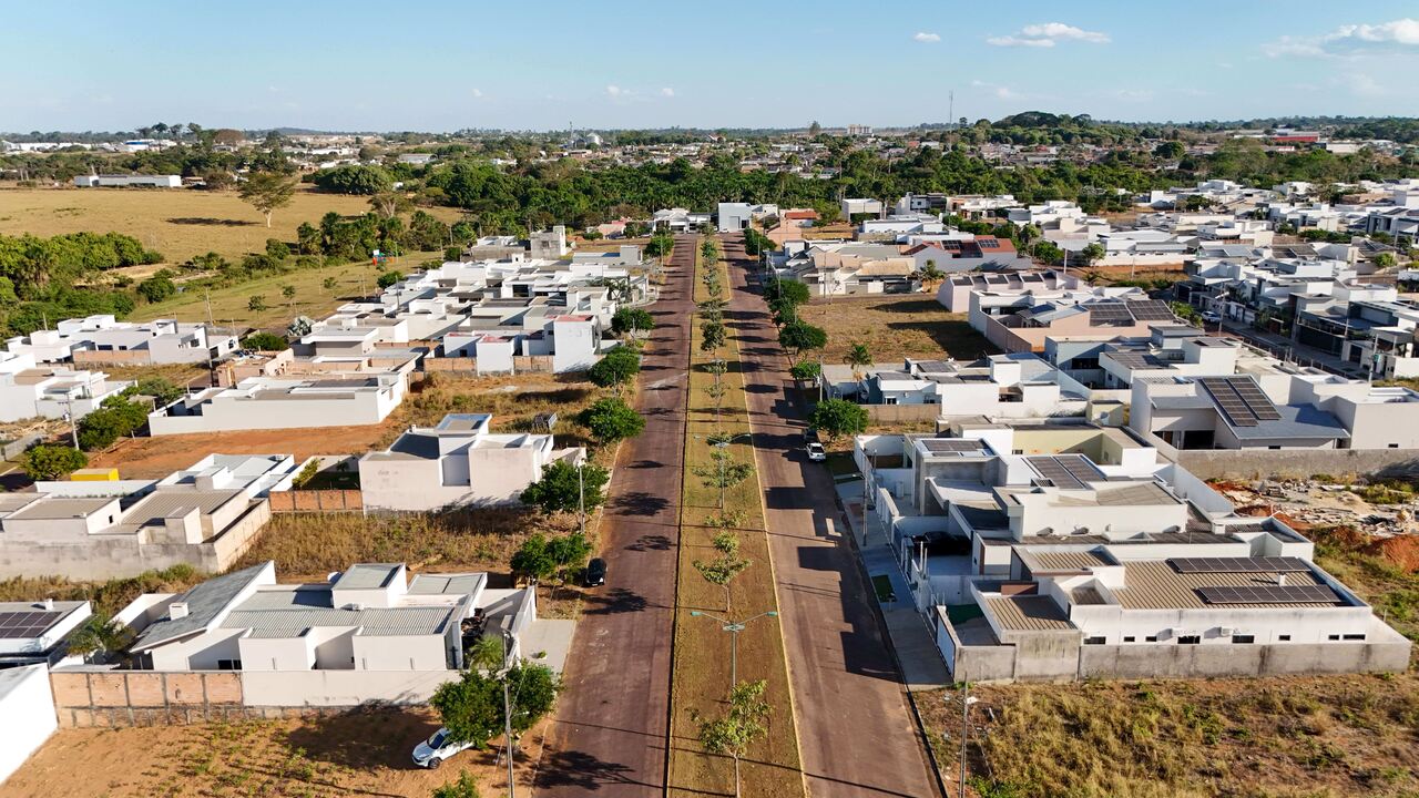 ALMEIDA_PRADO_12_Easy-Resize.com